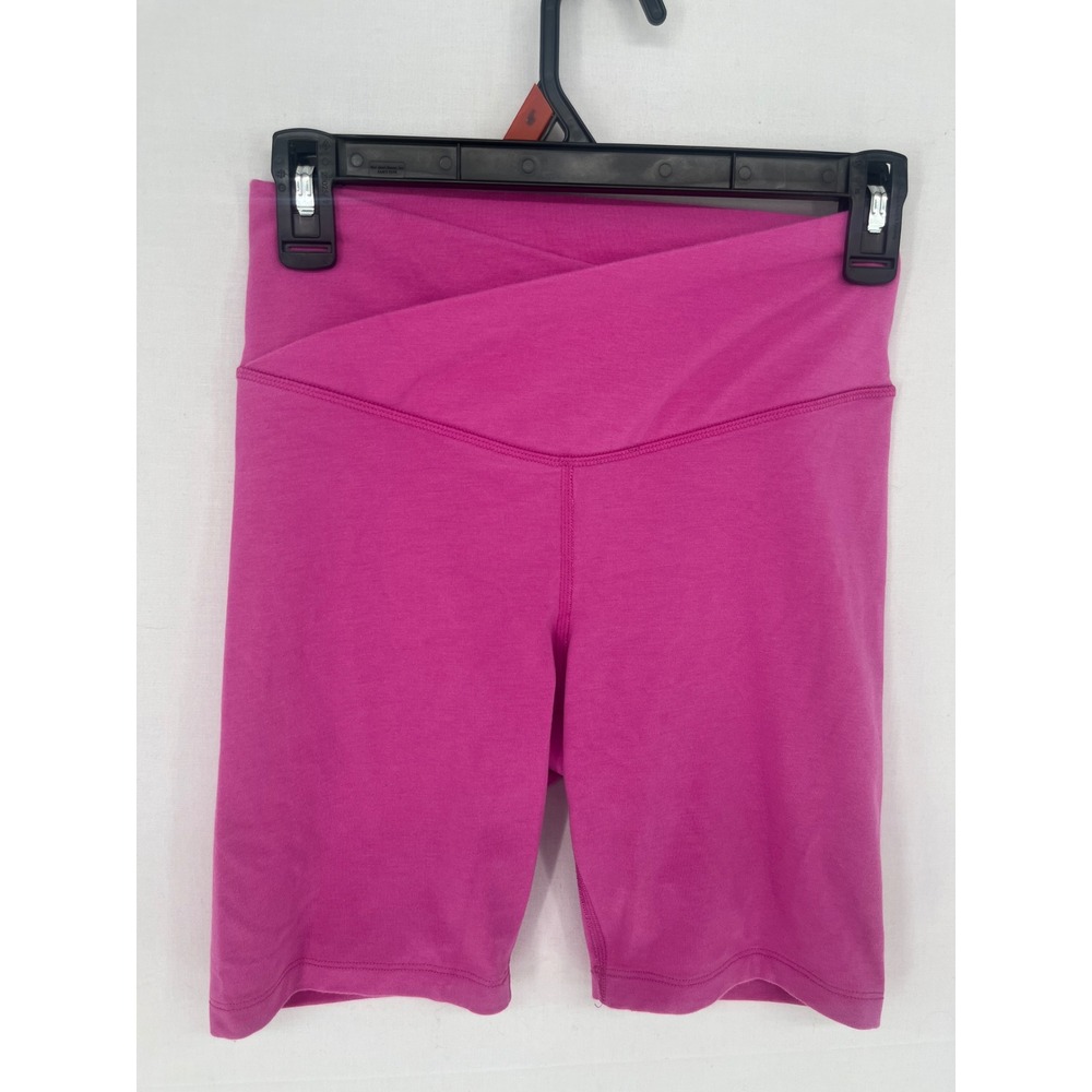 Old Navy PowerChill Extra High-Rise Crossover Bike Shorts Pink Size S